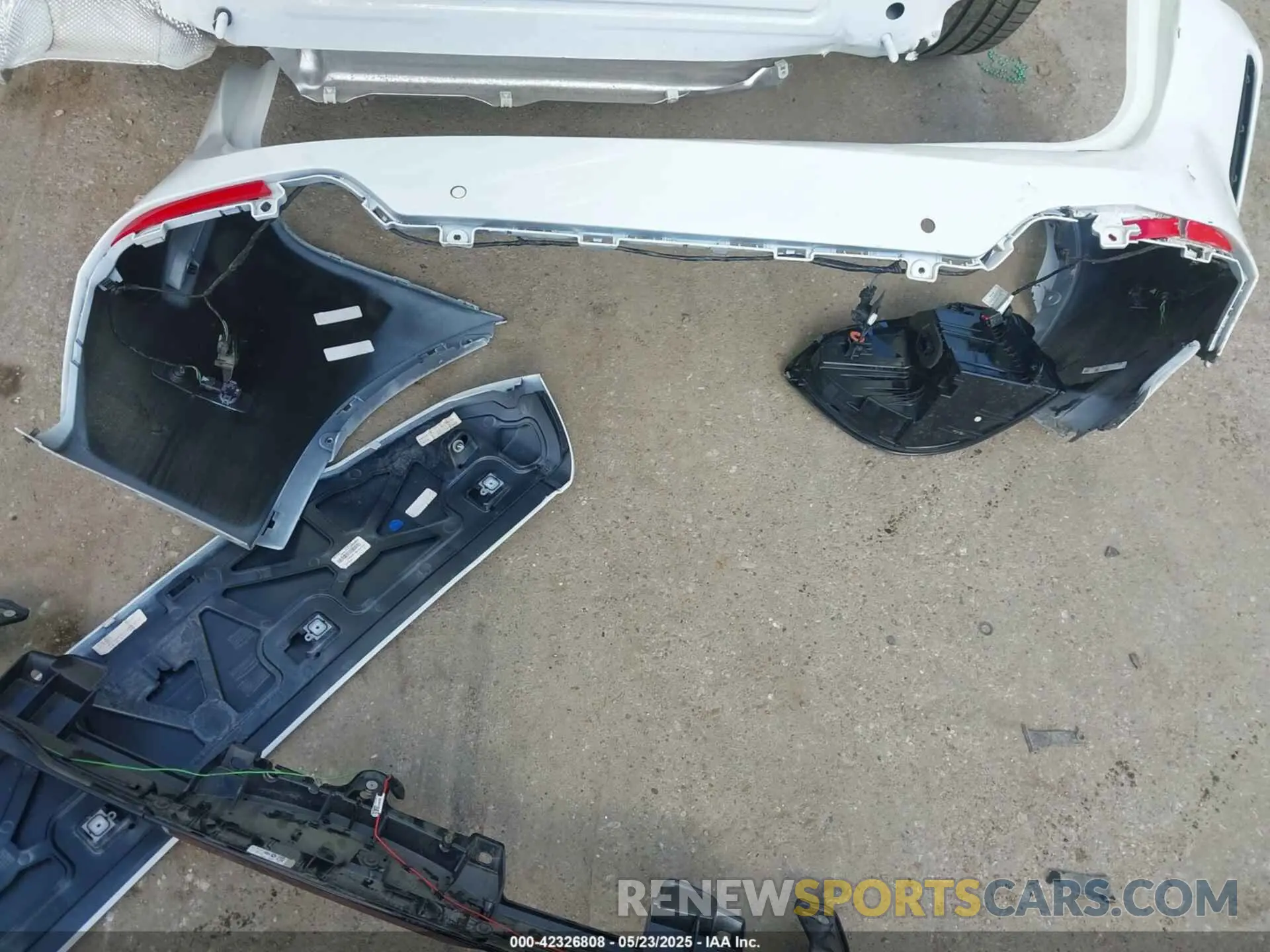 12 fotografías del automóvil dañado 5UX43DP03R9X37545 BMW X3 2024