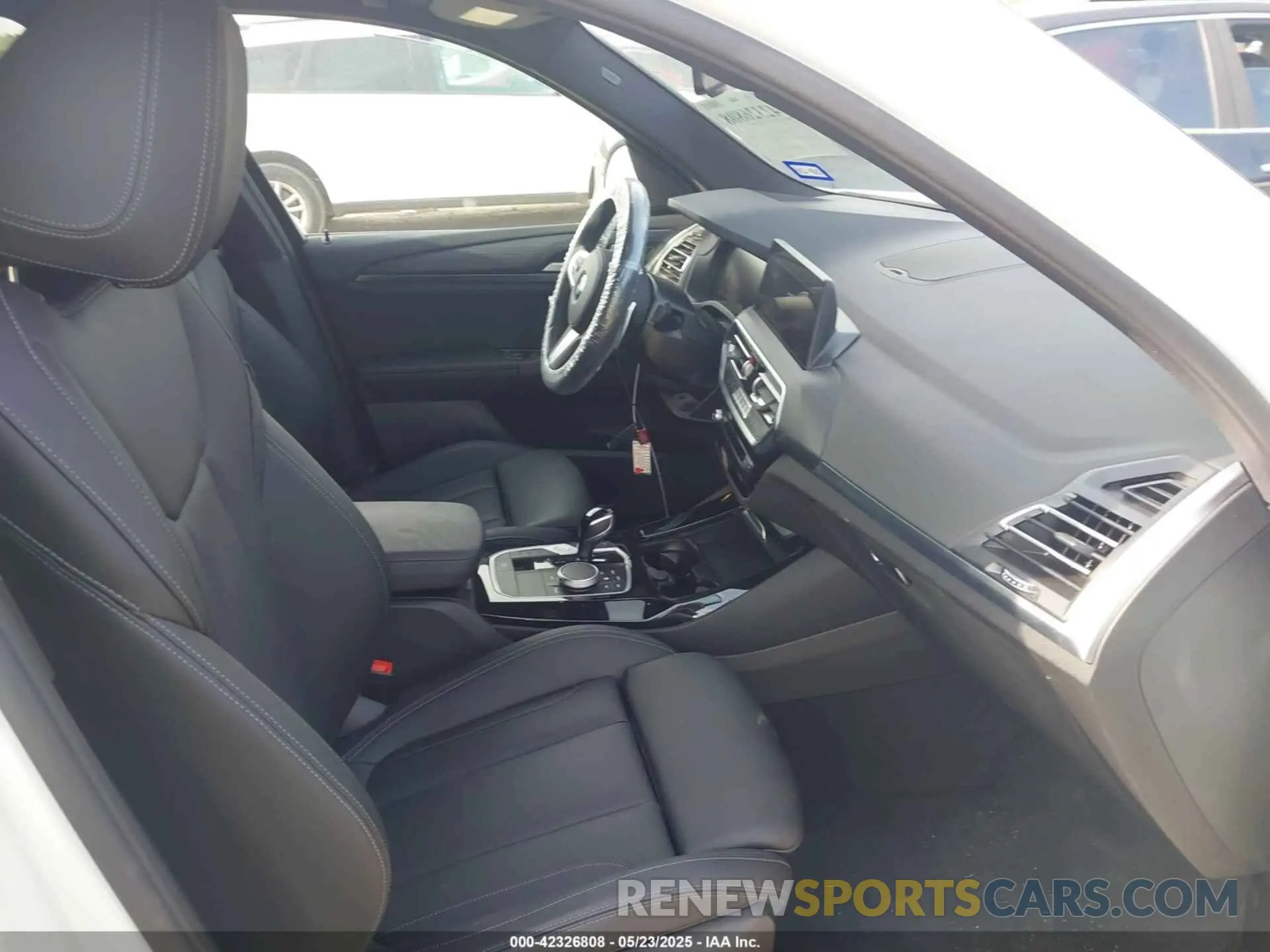 5 fotografías del automóvil dañado 5UX43DP03R9X37545 BMW X3 2024