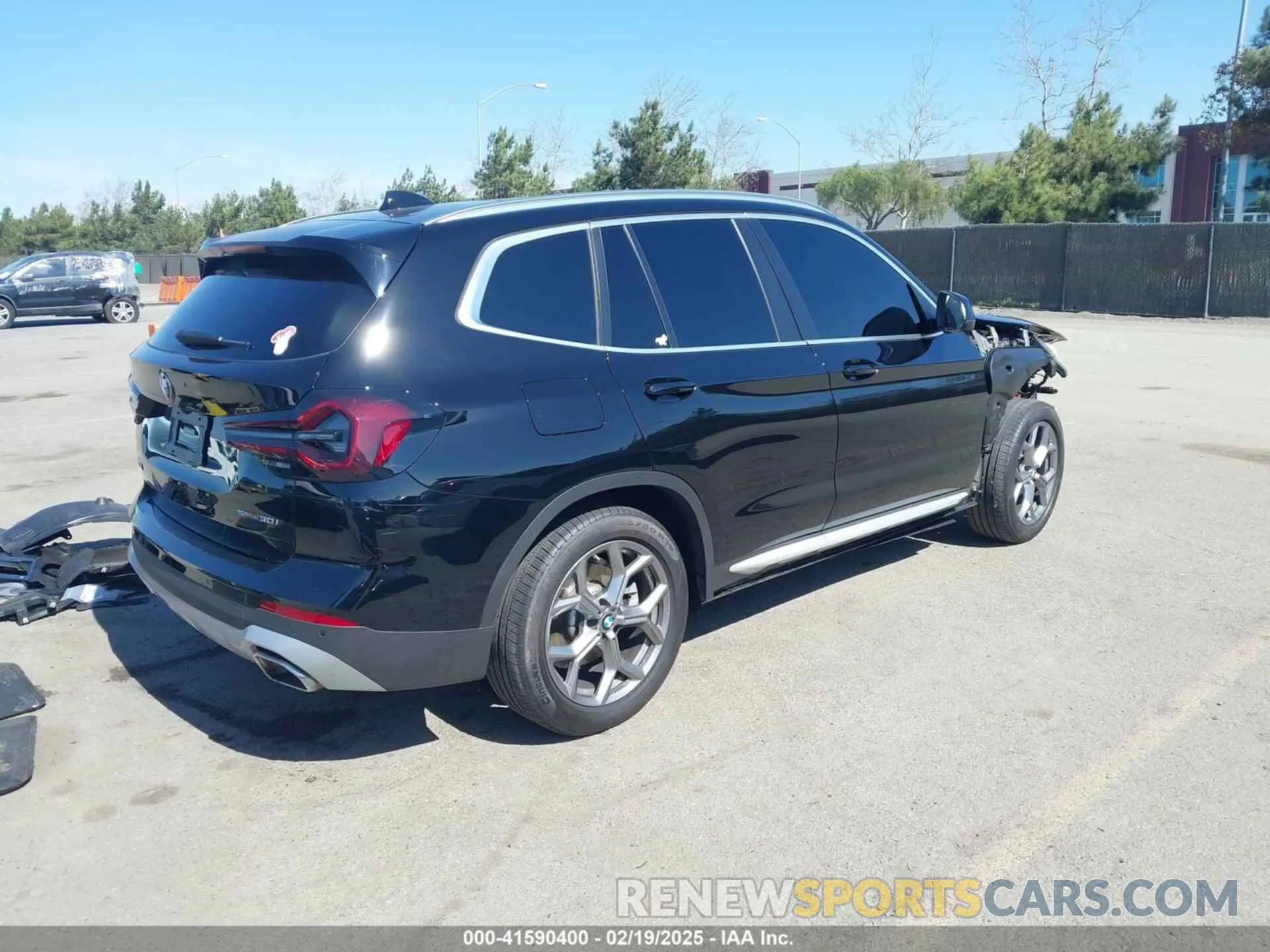 4 fotografías del automóvil dañado 5UX43DP03R9X41272 BMW X3 2024