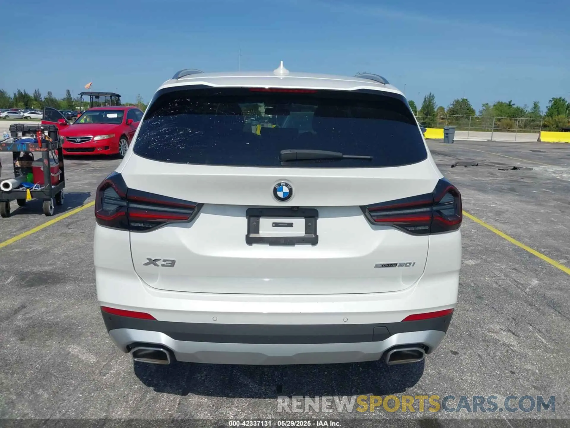 16 fotografías del automóvil dañado 5UX43DP05R9U50269 BMW X3 2024