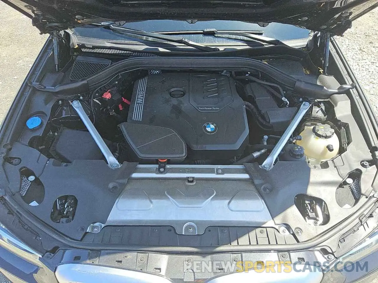 11 fotografías del automóvil dañado 5UX43DP05R9X15031 BMW X3 2024