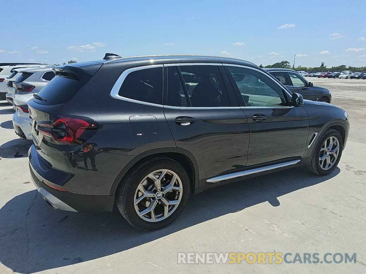 3 fotografías del automóvil dañado 5UX43DP05R9X15031 BMW X3 2024