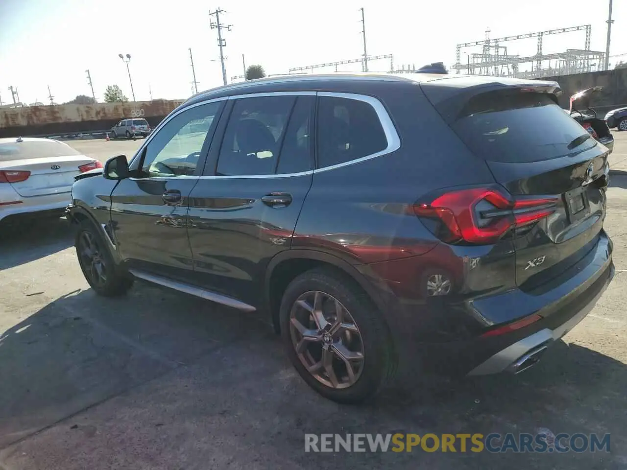 2 fotografías del automóvil dañado 5UX43DP07R9T42381 BMW X3 2024