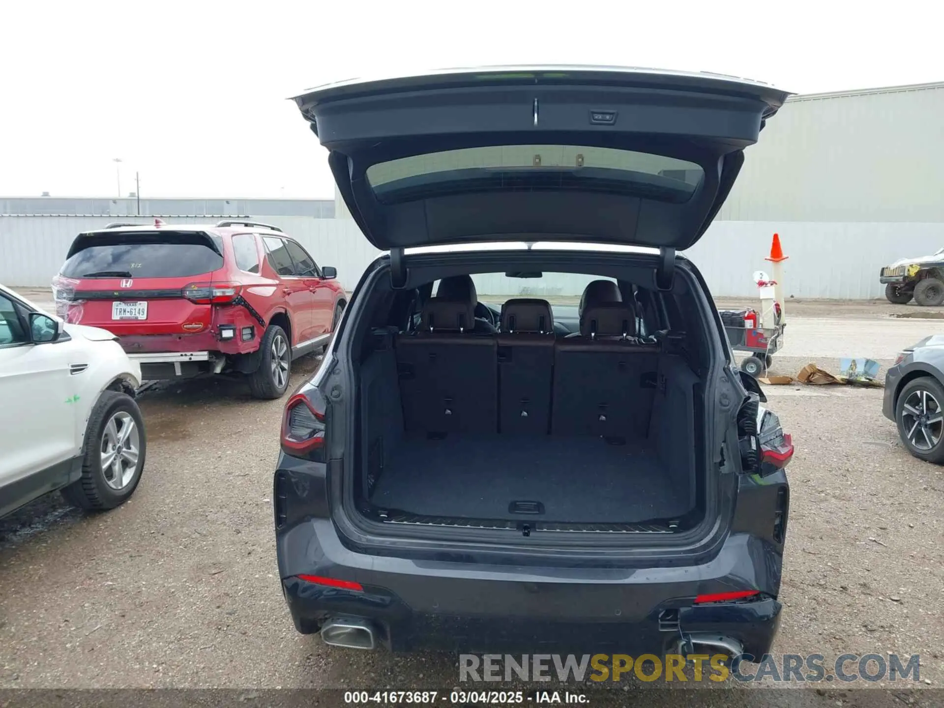 18 fotografías del automóvil dañado 5UX43DP07R9V39275 BMW X3 2024