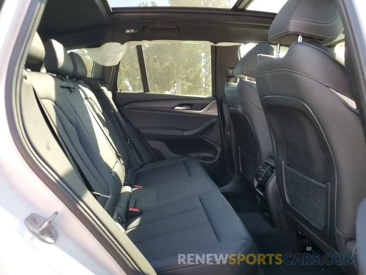 11 fotografías del automóvil dañado 5UX43DP09R9T40180 BMW X3 2024