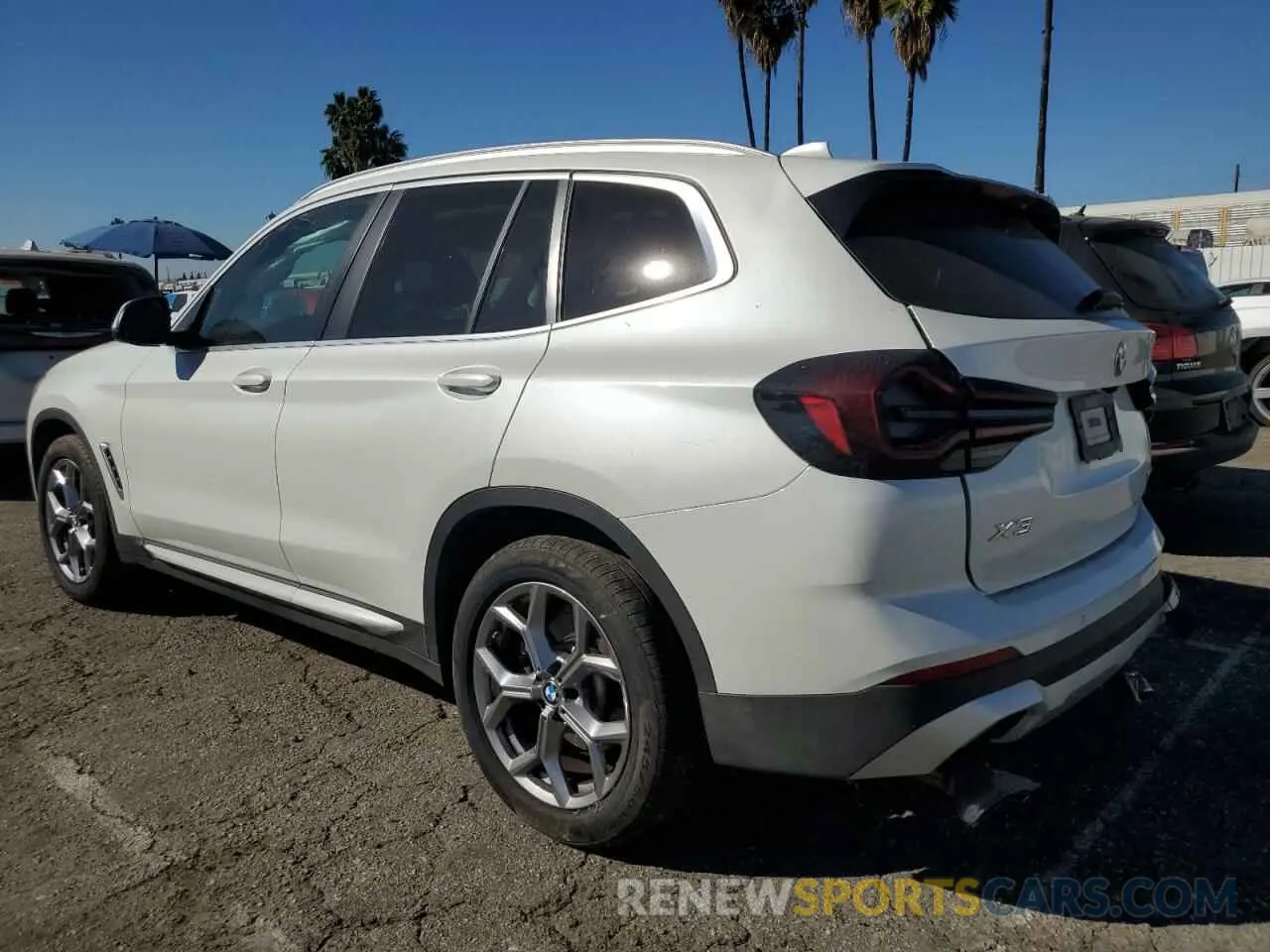 2 fotografías del automóvil dañado 5UX43DP09R9T40180 BMW X3 2024