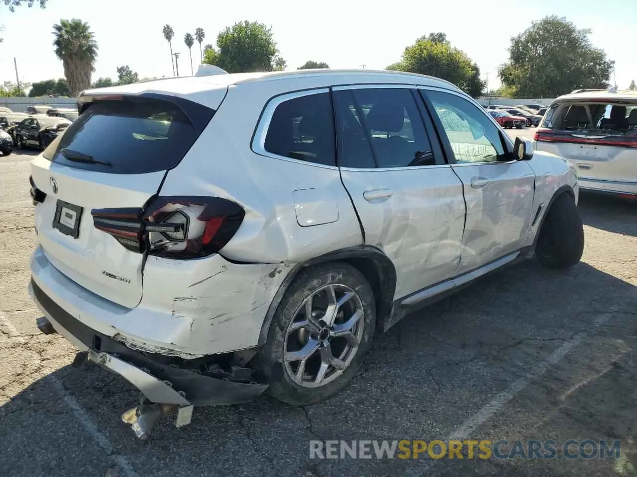 3 fotografías del automóvil dañado 5UX43DP09R9T40180 BMW X3 2024