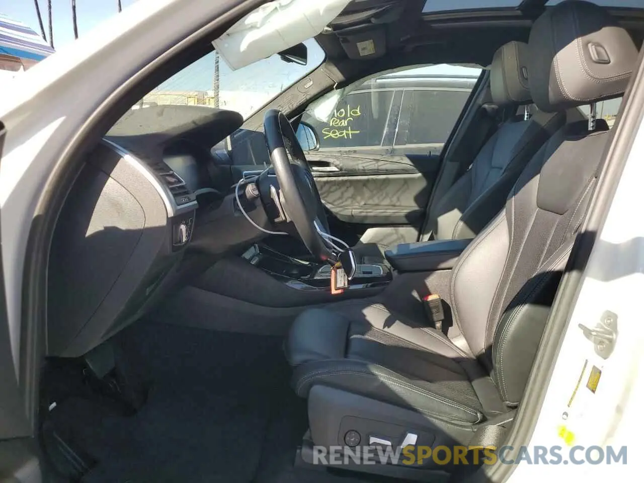 7 fotografías del automóvil dañado 5UX43DP09R9T40180 BMW X3 2024
