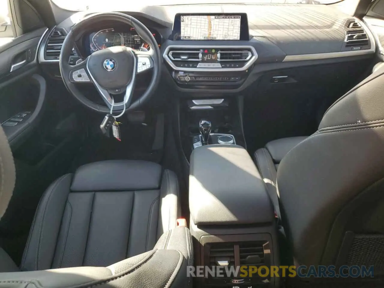 8 fotografías del automóvil dañado 5UX43DP09R9T40180 BMW X3 2024