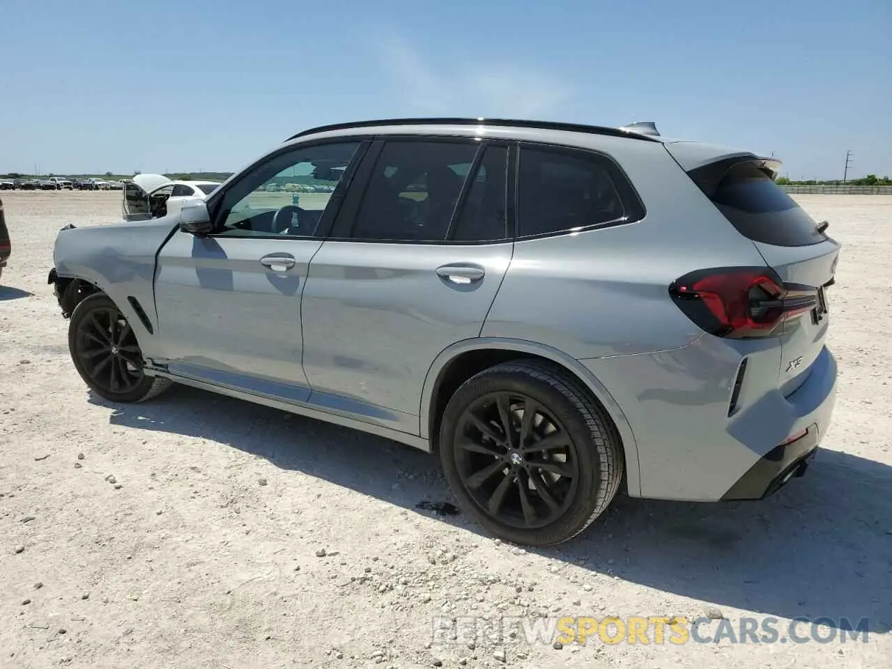 2 fotografías del automóvil dañado 5UX43DP0XR9X30530 BMW X3 2024