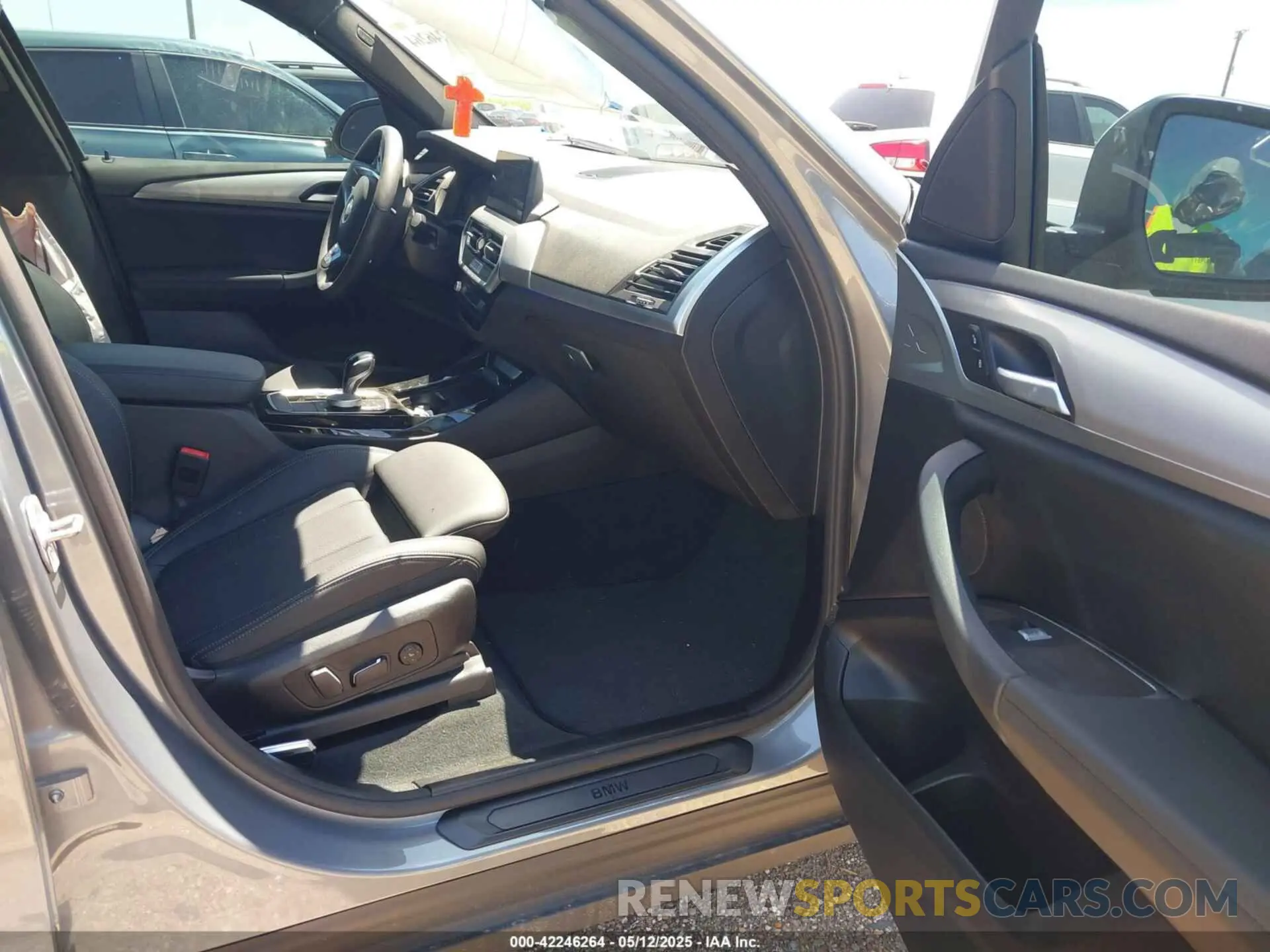5 fotografías del automóvil dañado 5UX43DP0XR9X37719 BMW X3 2024