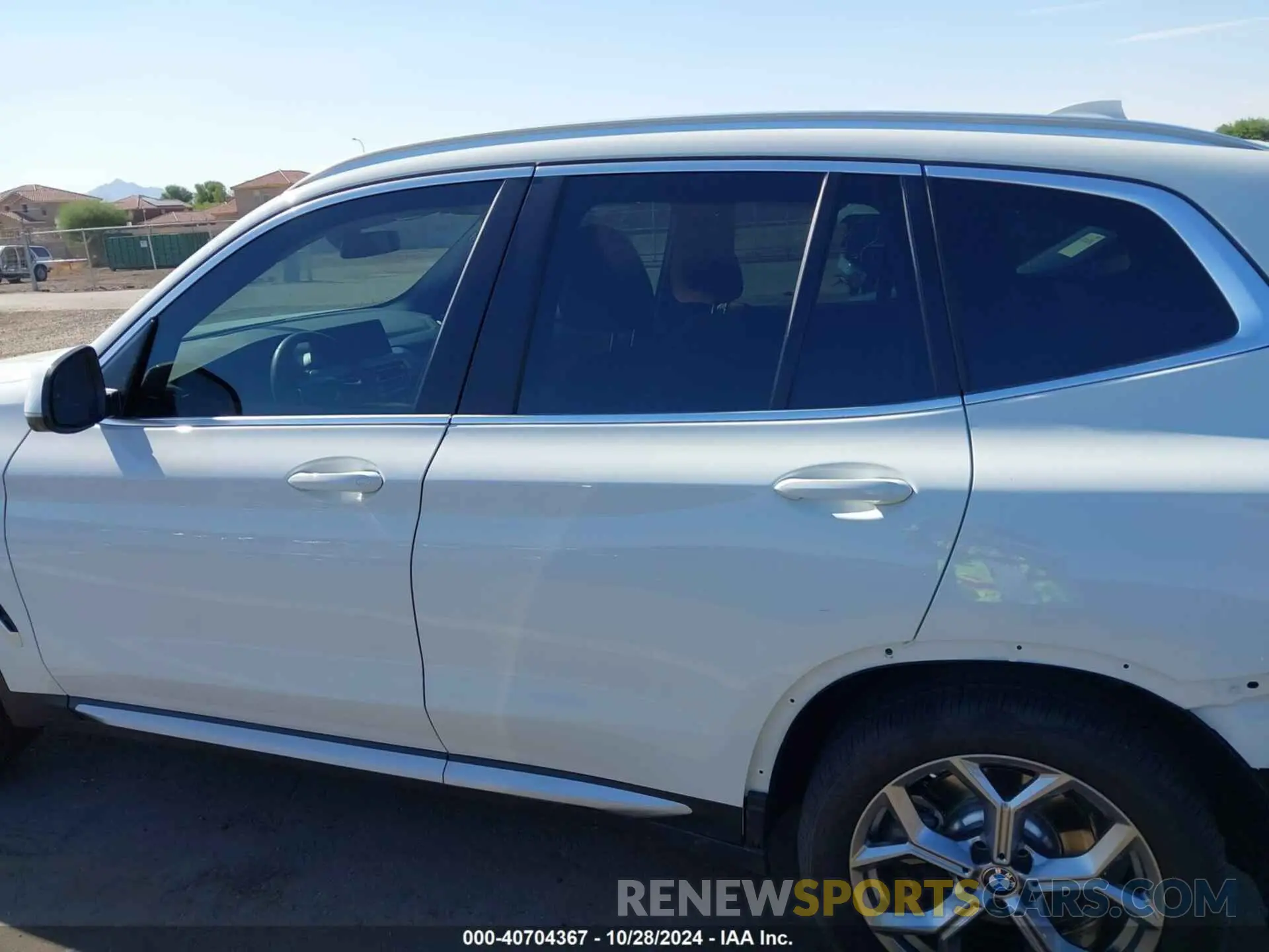 15 fotografías del automóvil dañado 5UX53DP00R9V82800 BMW X3 2024