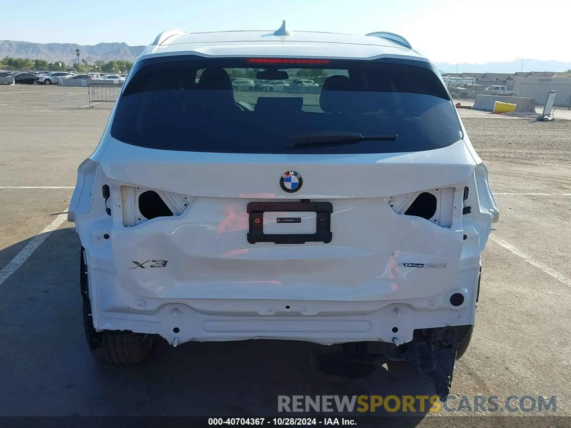 17 fotografías del automóvil dañado 5UX53DP00R9V82800 BMW X3 2024