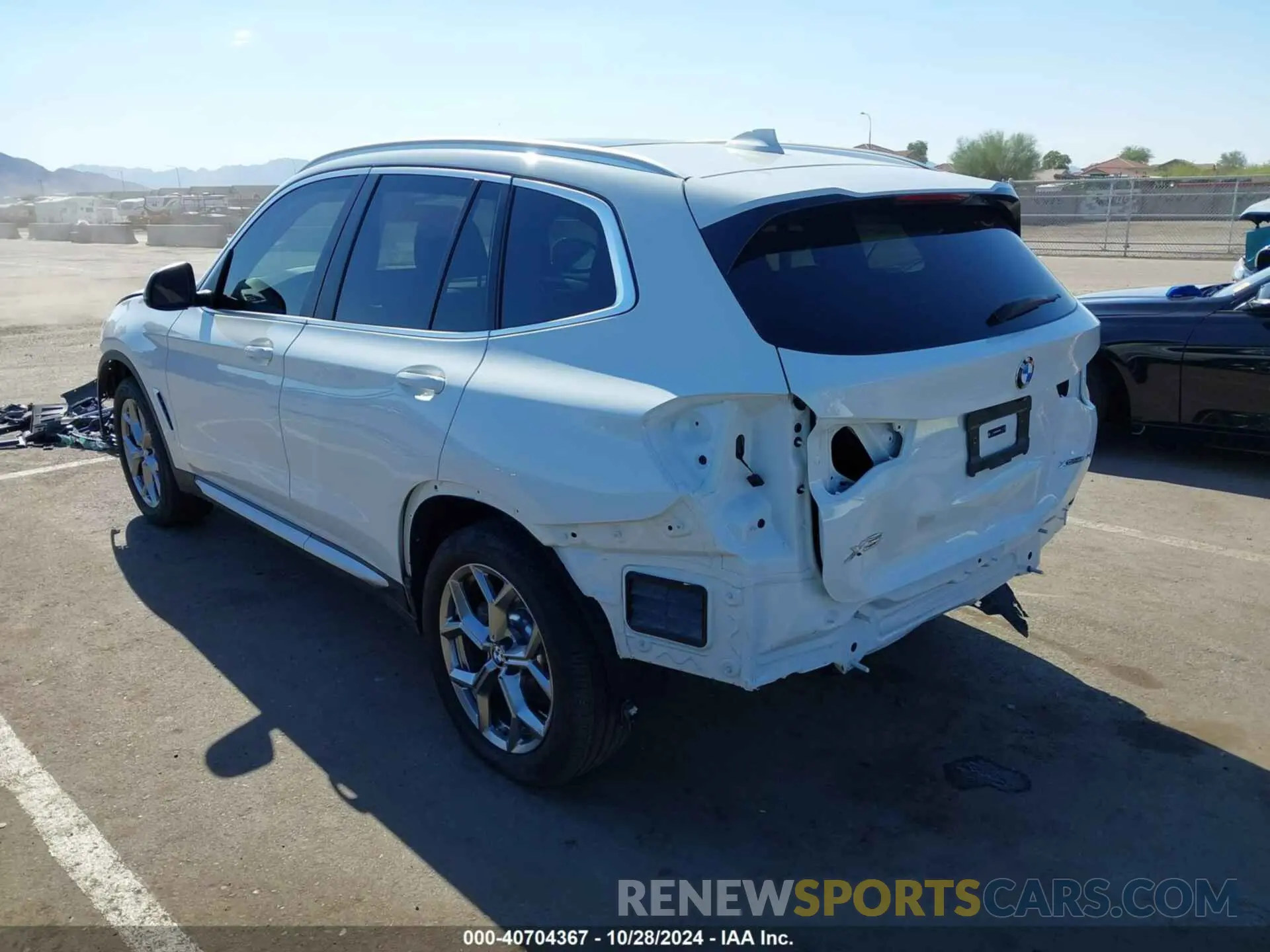 3 fotografías del automóvil dañado 5UX53DP00R9V82800 BMW X3 2024