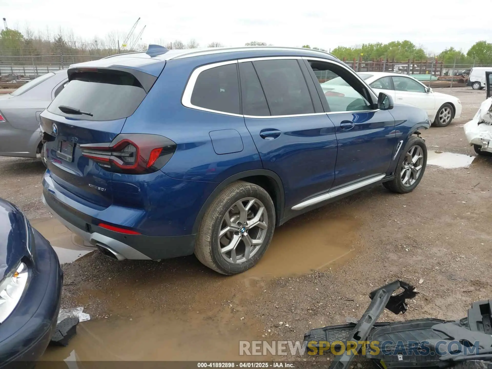 4 fotografías del automóvil dañado 5UX53DP01R9V50339 BMW X3 2024