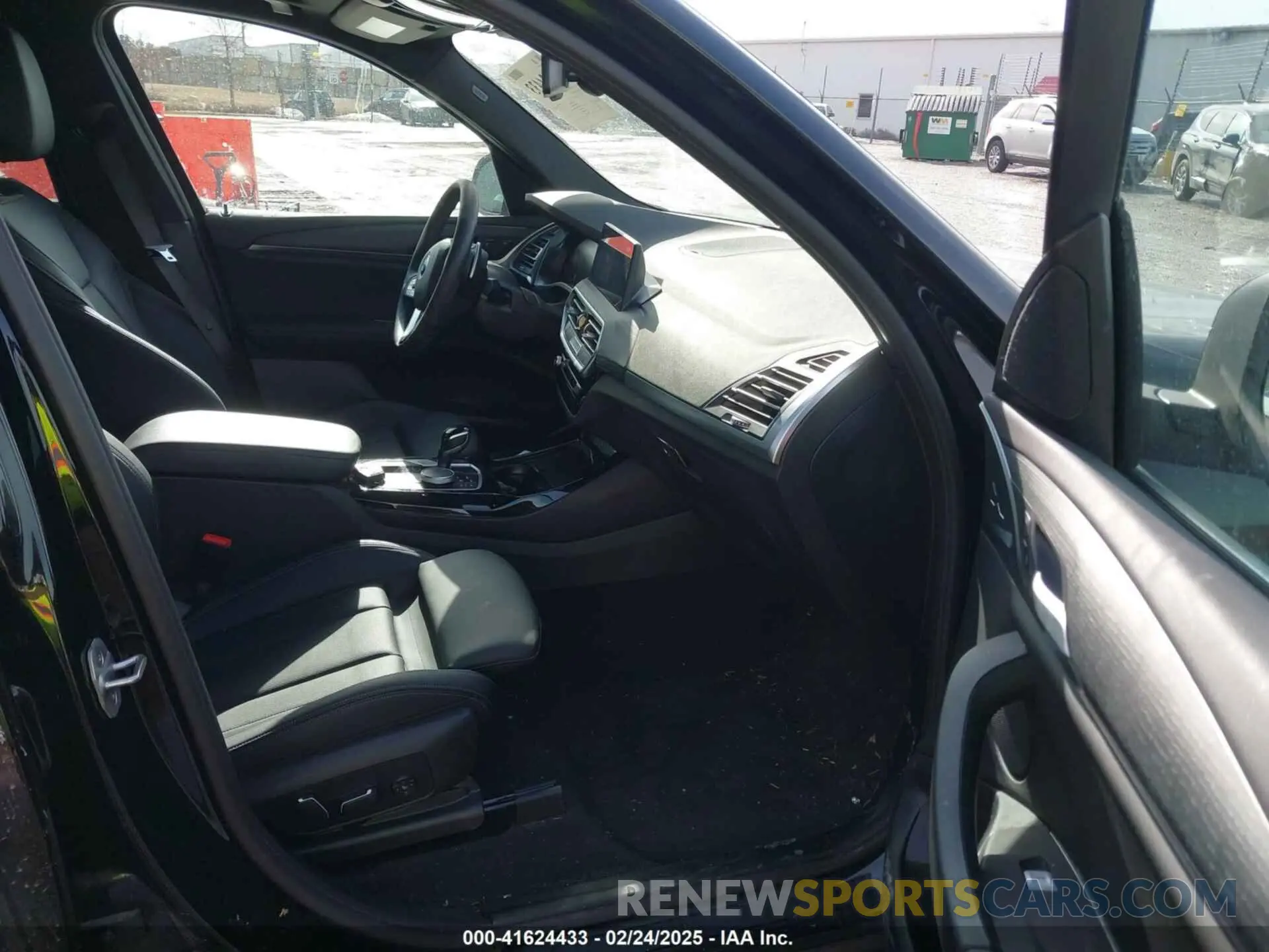 5 fotografías del automóvil dañado 5UX53DP05R9W01583 BMW X3 2024