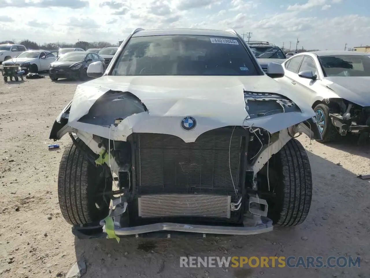 5 fotografías del automóvil dañado 5UX53DP08R9T75944 BMW X3 2024