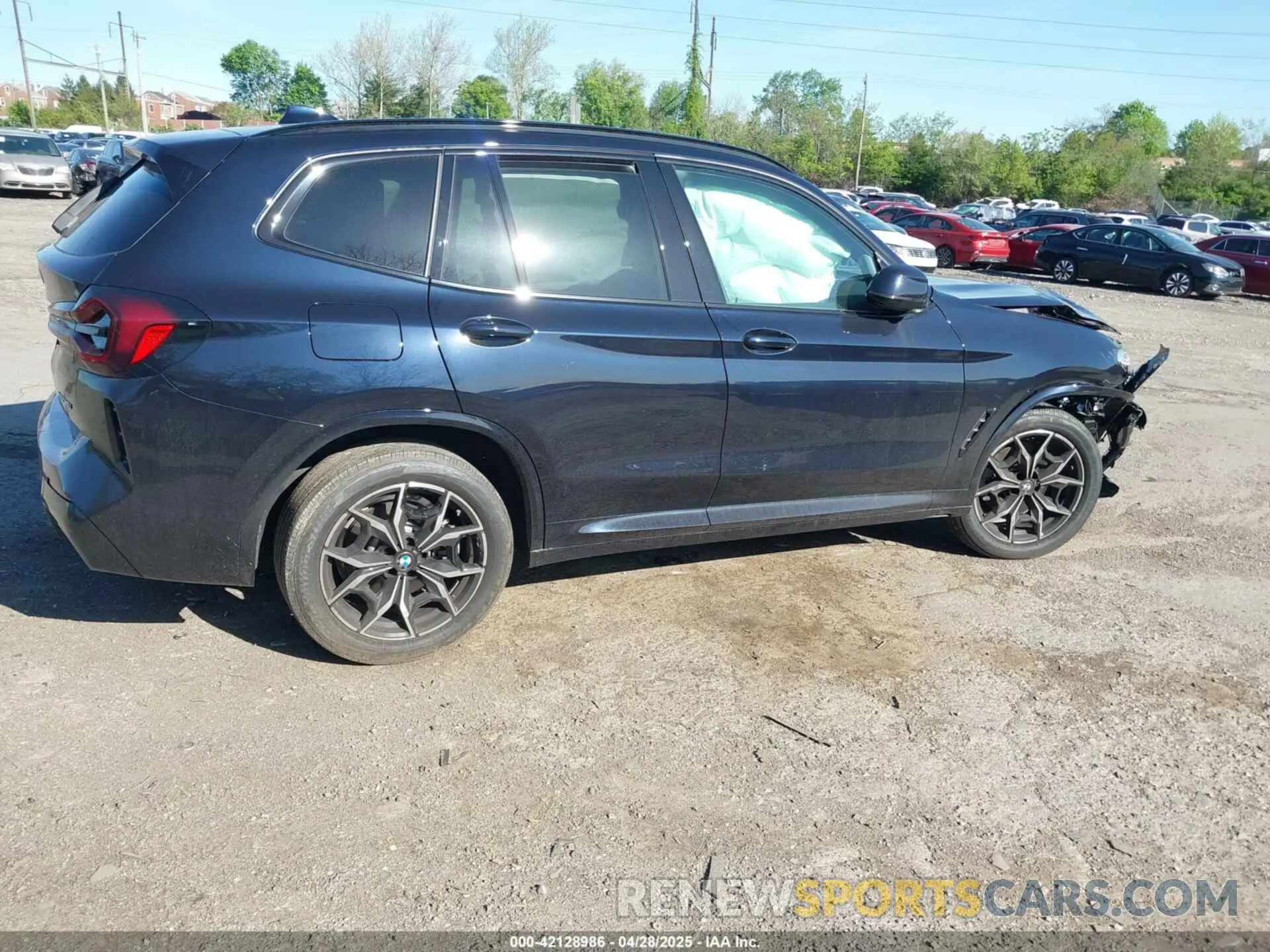 4 fotografías del automóvil dañado 5UX53DP08R9V36583 BMW X3 2024