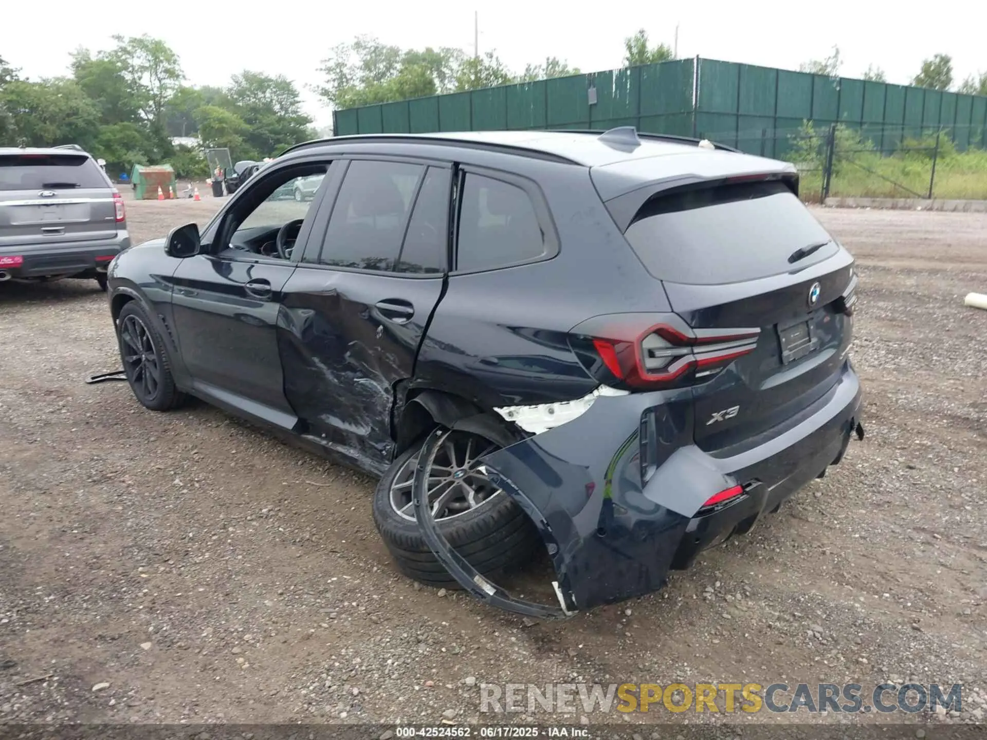3 fotografías del automóvil dañado 5UX53DP08R9W84443 BMW X3 2024