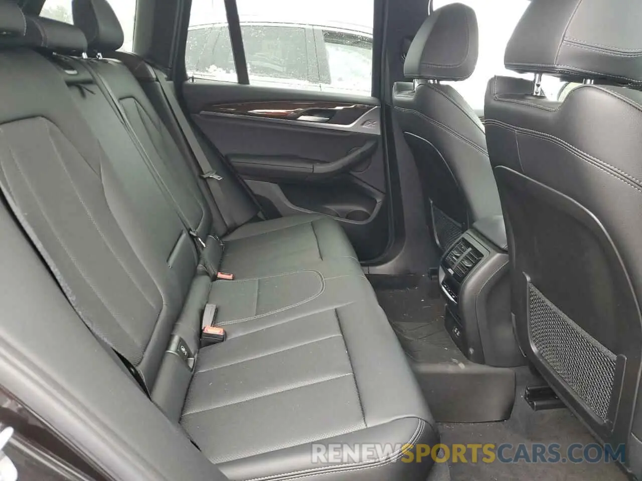 11 fotografías del automóvil dañado 5UX53DP0XR9U49865 BMW X3 2024