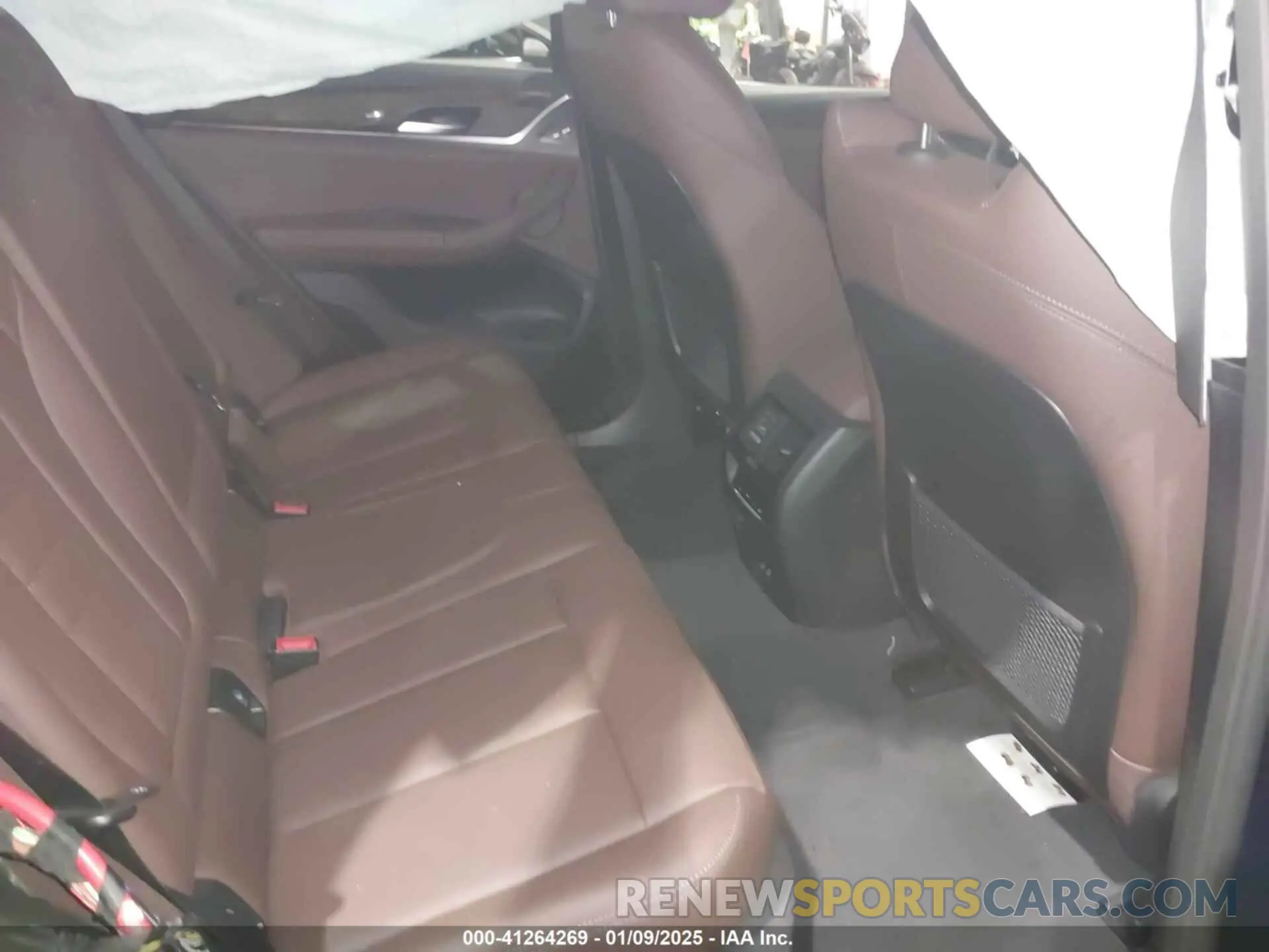 8 fotografías del automóvil dañado 5UX53DP0XR9U76113 BMW X3 2024