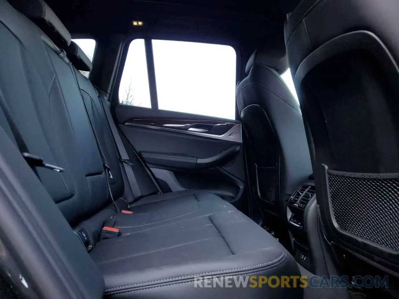 11 fotografías del automóvil dañado 5UX53DP0XR9W02177 BMW X3 2024