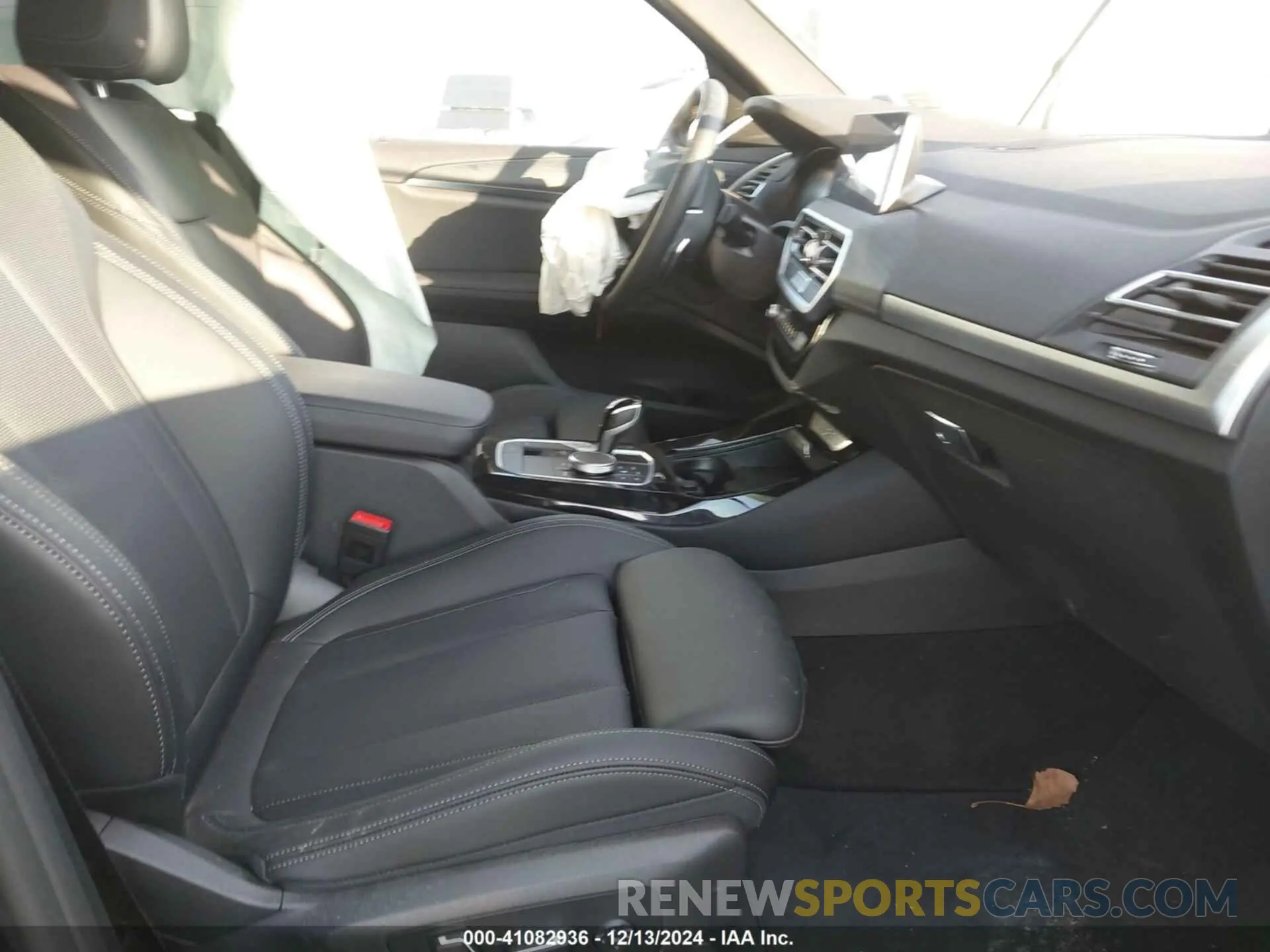 5 fotografías del automóvil dañado 5UX53DP0XR9W49676 BMW X3 2024