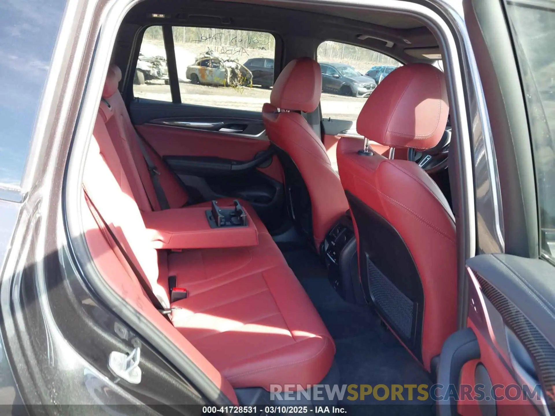 8 fotografías del automóvil dañado 5UX83DP08R9X09466 BMW X3 2024