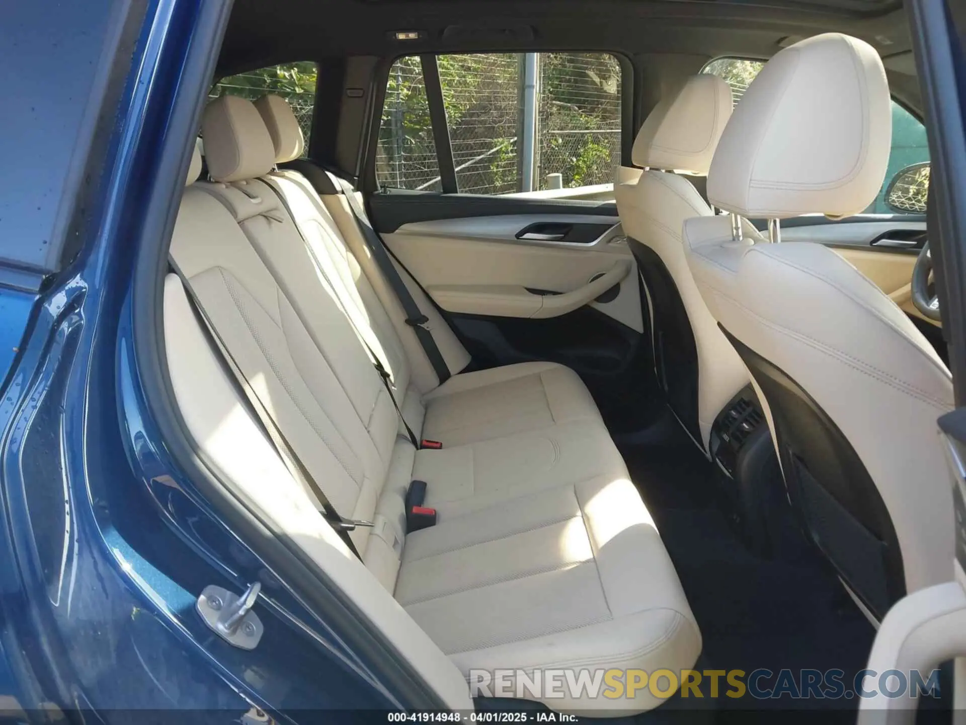 8 fotografías del automóvil dañado 5UX83DP09R9V30255 BMW X3 2024