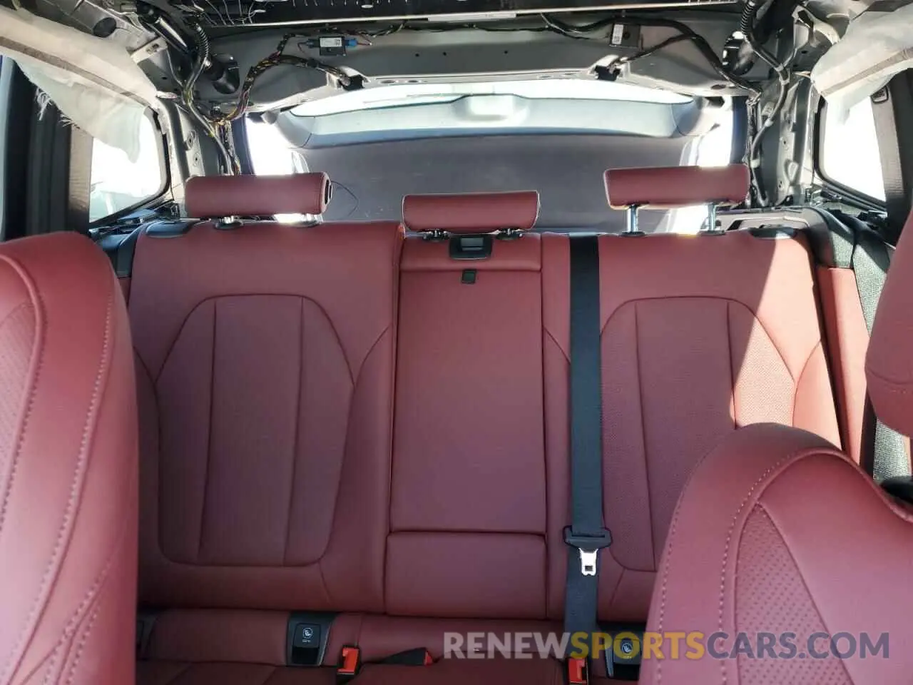 10 fotografías del automóvil dañado WBX47DP03RN261152 BMW X3 2024