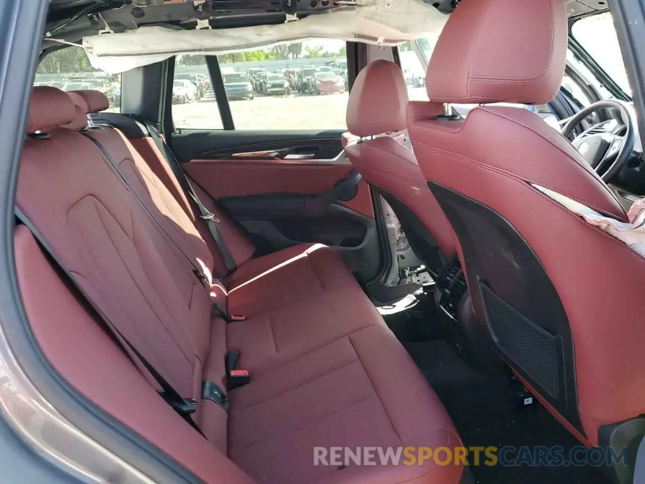 11 fotografías del automóvil dañado WBX47DP03RN261152 BMW X3 2024