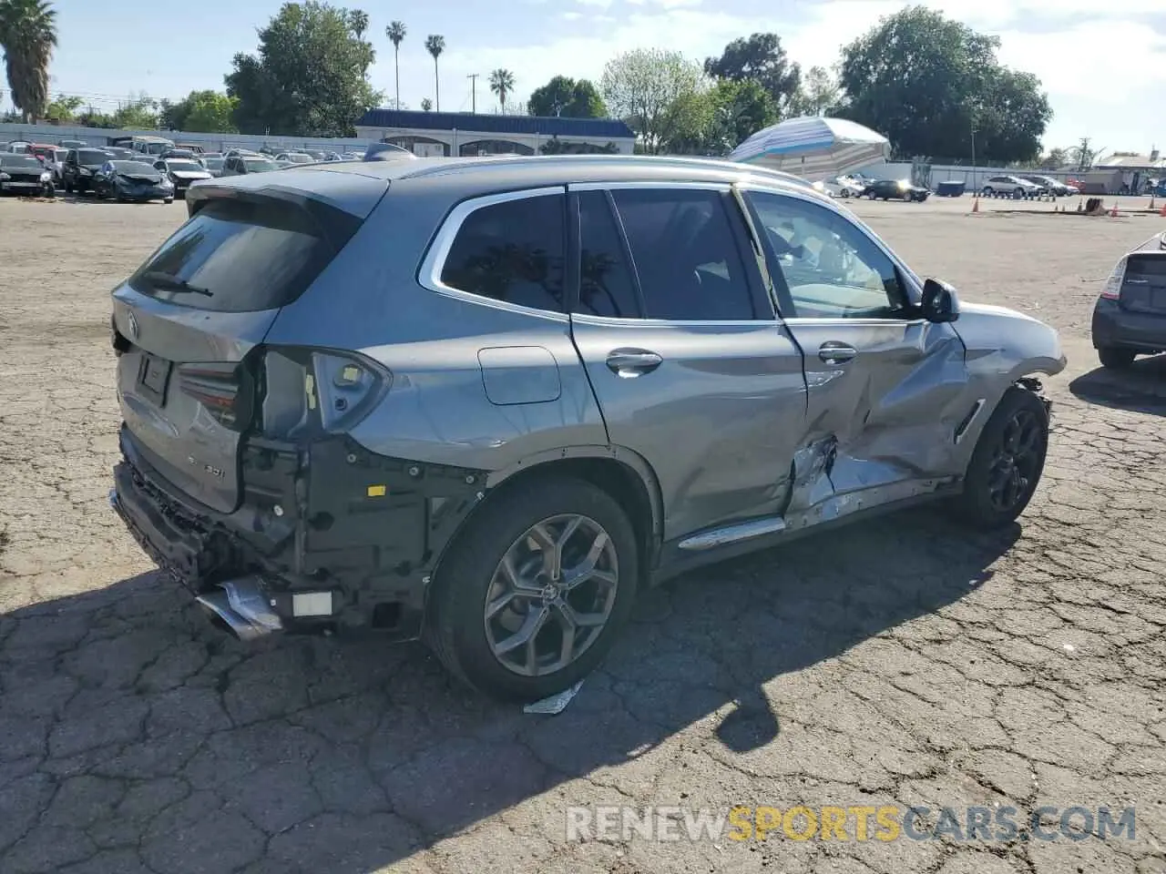 3 fotografías del automóvil dañado WBX47DP03RN261152 BMW X3 2024