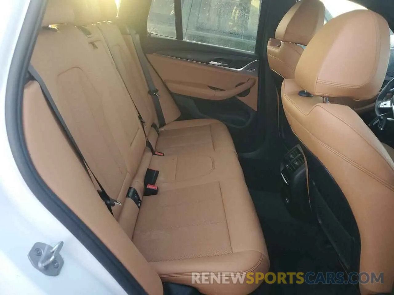 11 fotografías del automóvil dañado WBX47DP0XRN263495 BMW X3 2024