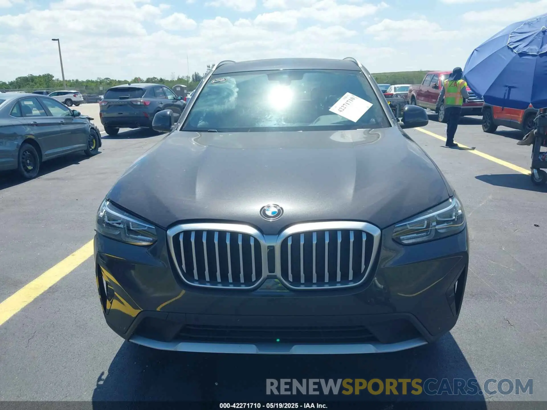 12 fotografías del automóvil dañado WBX47DP0XRN280846 BMW X3 2024