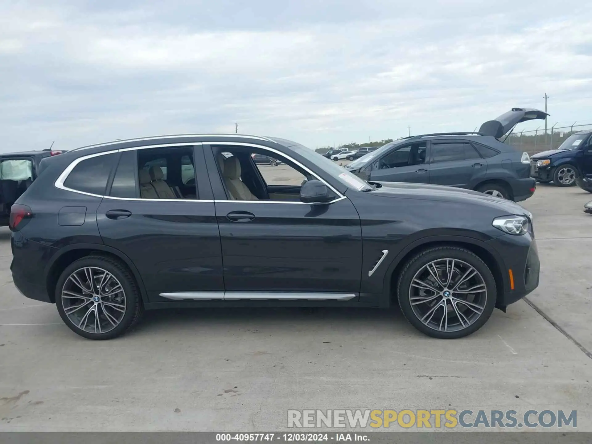 13 fotografías del automóvil dañado WBX47DP0XRN310010 BMW X3 2024