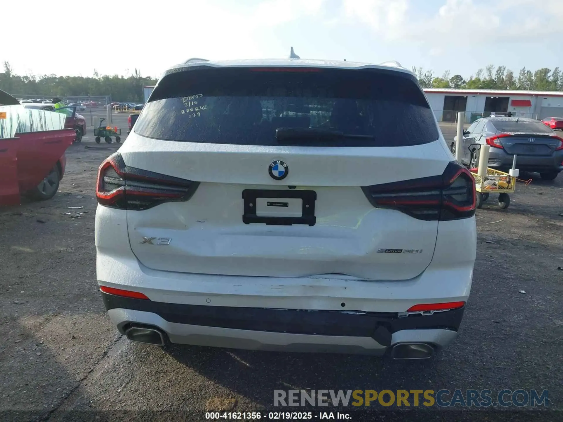 17 fotografías del automóvil dañado WBX47DP0XRN314770 BMW X3 2024
