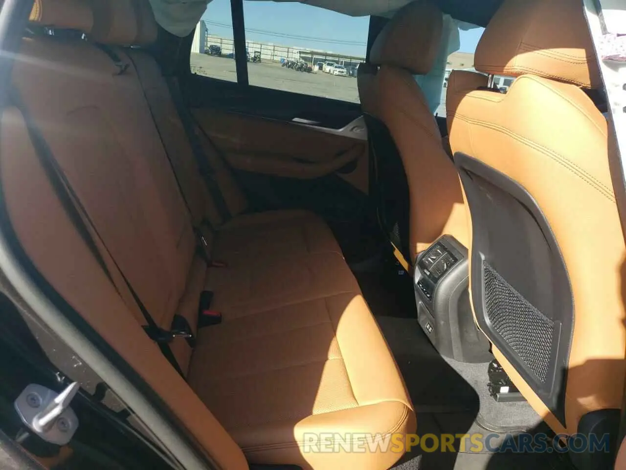 12 fotografías del automóvil dañado WBX57DP08RN298752 BMW X3 2024