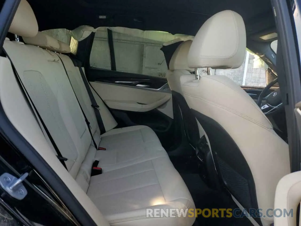 11 fotografías del automóvil dañado WBX57DP09RN257904 BMW X3 2024