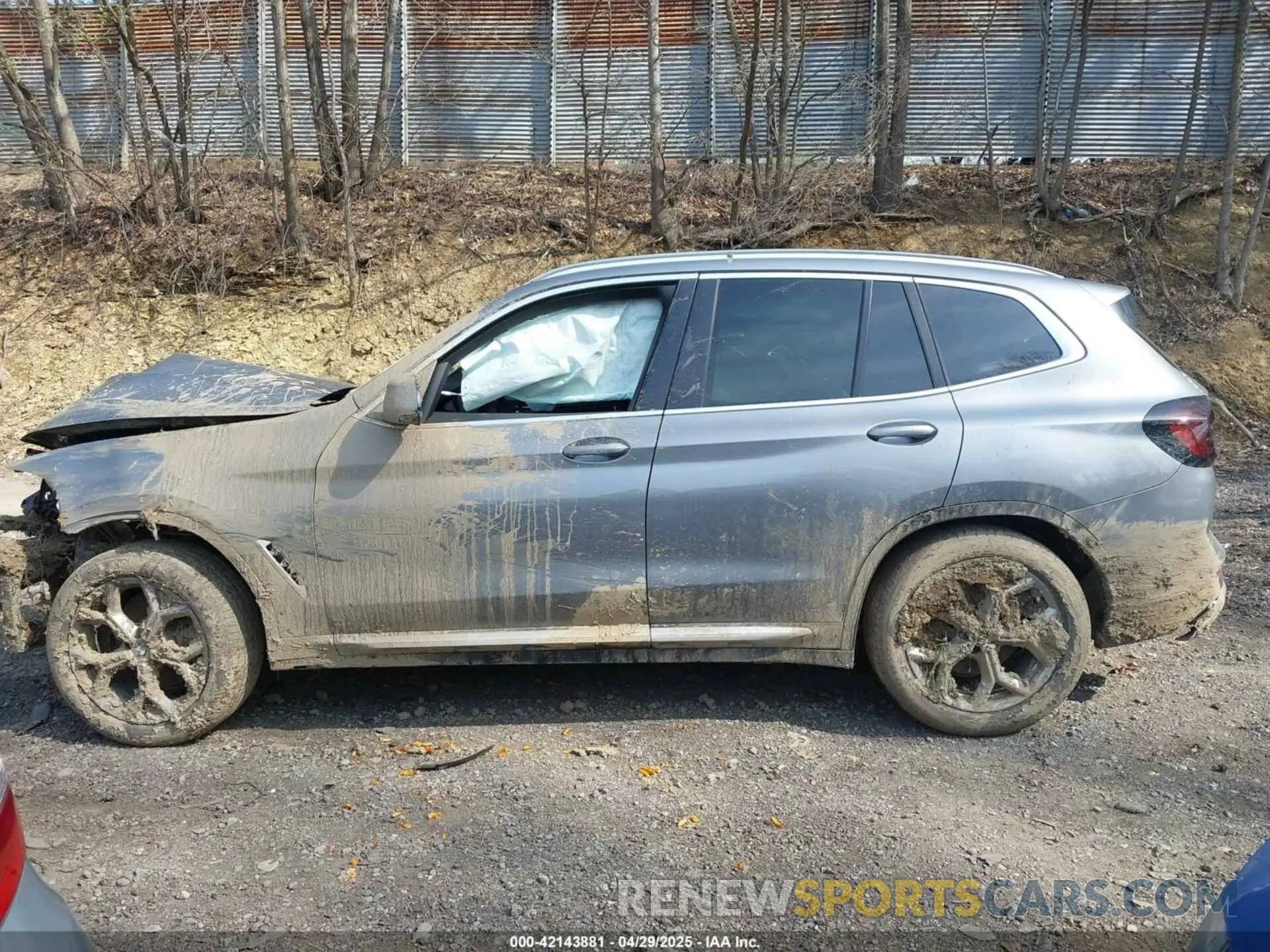 15 fotografías del automóvil dañado WBX57DP0XRN253280 BMW X3 2024