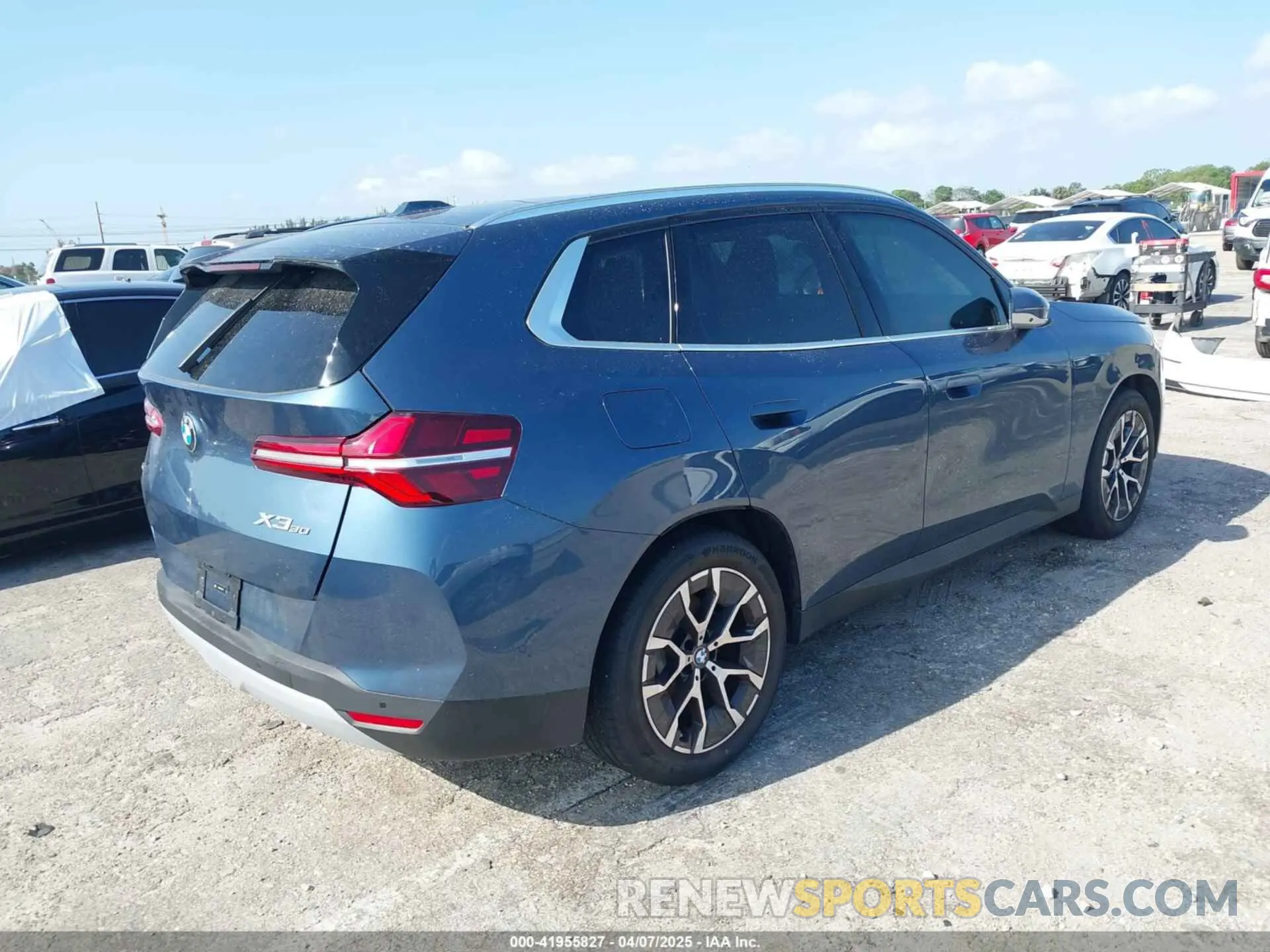 4 fotografías del automóvil dañado 5UX53GP09S9Y86411 BMW X3 2025