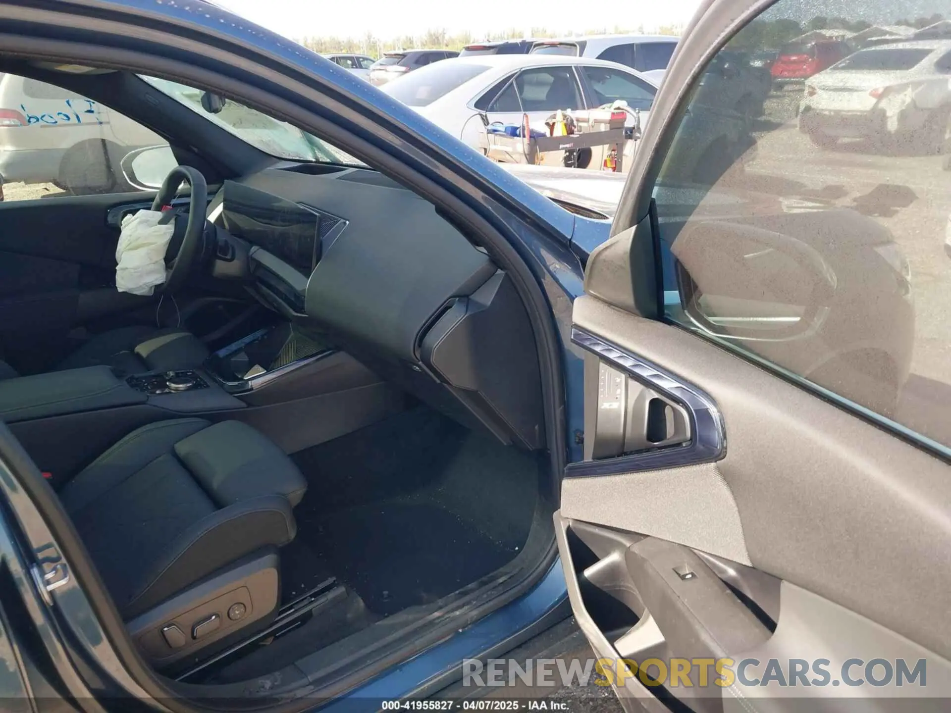 5 fotografías del automóvil dañado 5UX53GP09S9Y86411 BMW X3 2025