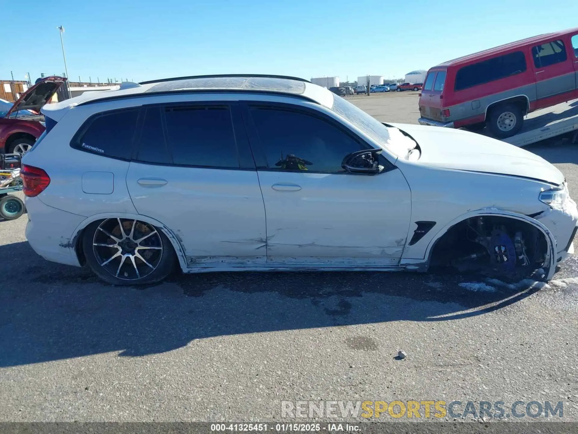 13 fotografías del automóvil dañado 5YMTS0C00LLT10307 BMW X3 M 2020