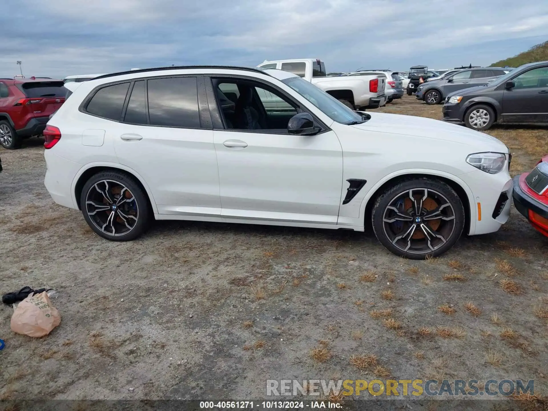 14 fotografías del automóvil dañado 5YMTS0C01LLT11157 BMW X3 M 2020