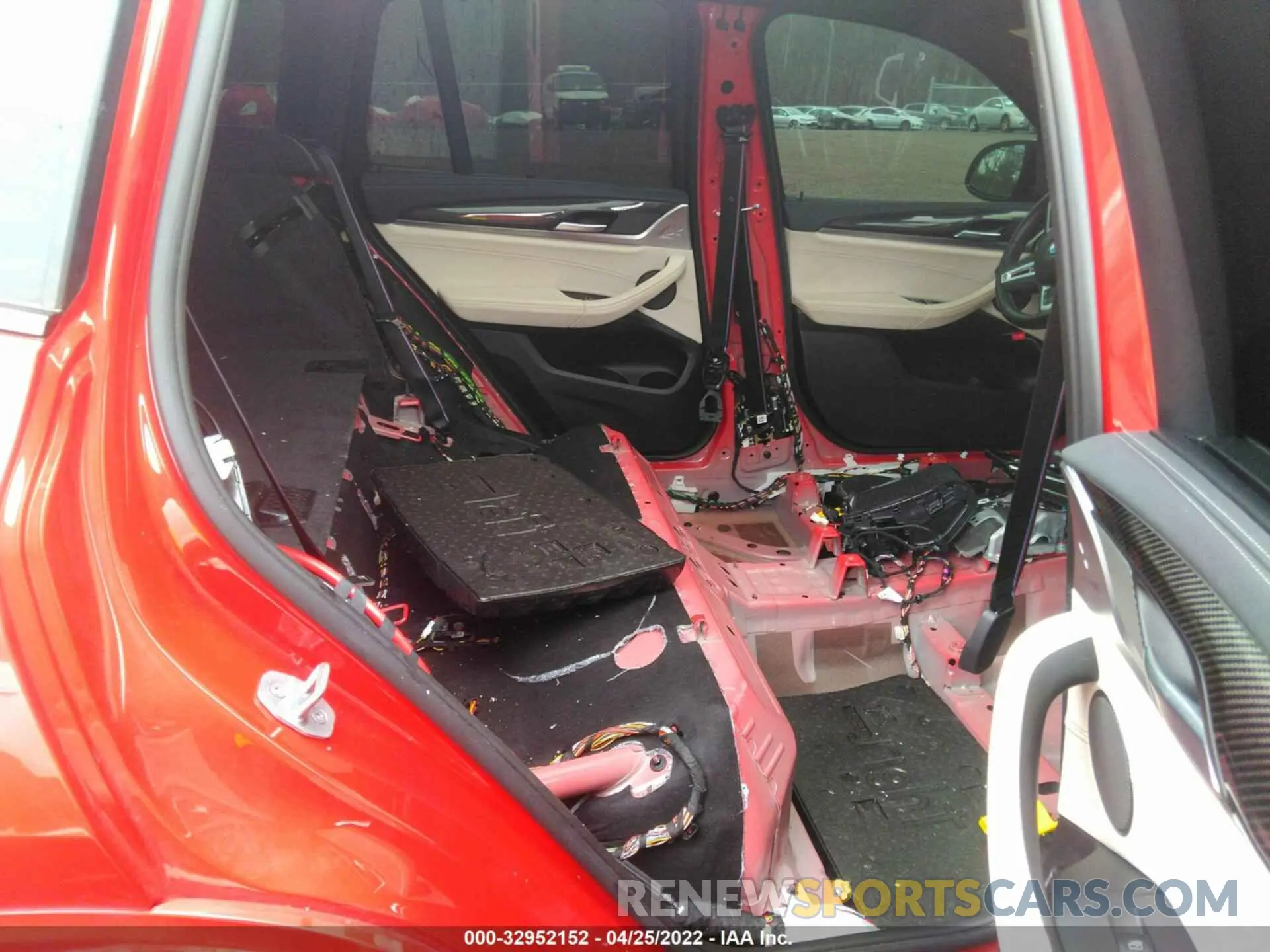 7 fotografías del automóvil dañado 5YMTS0C03L9B44042 BMW X3 M 2020