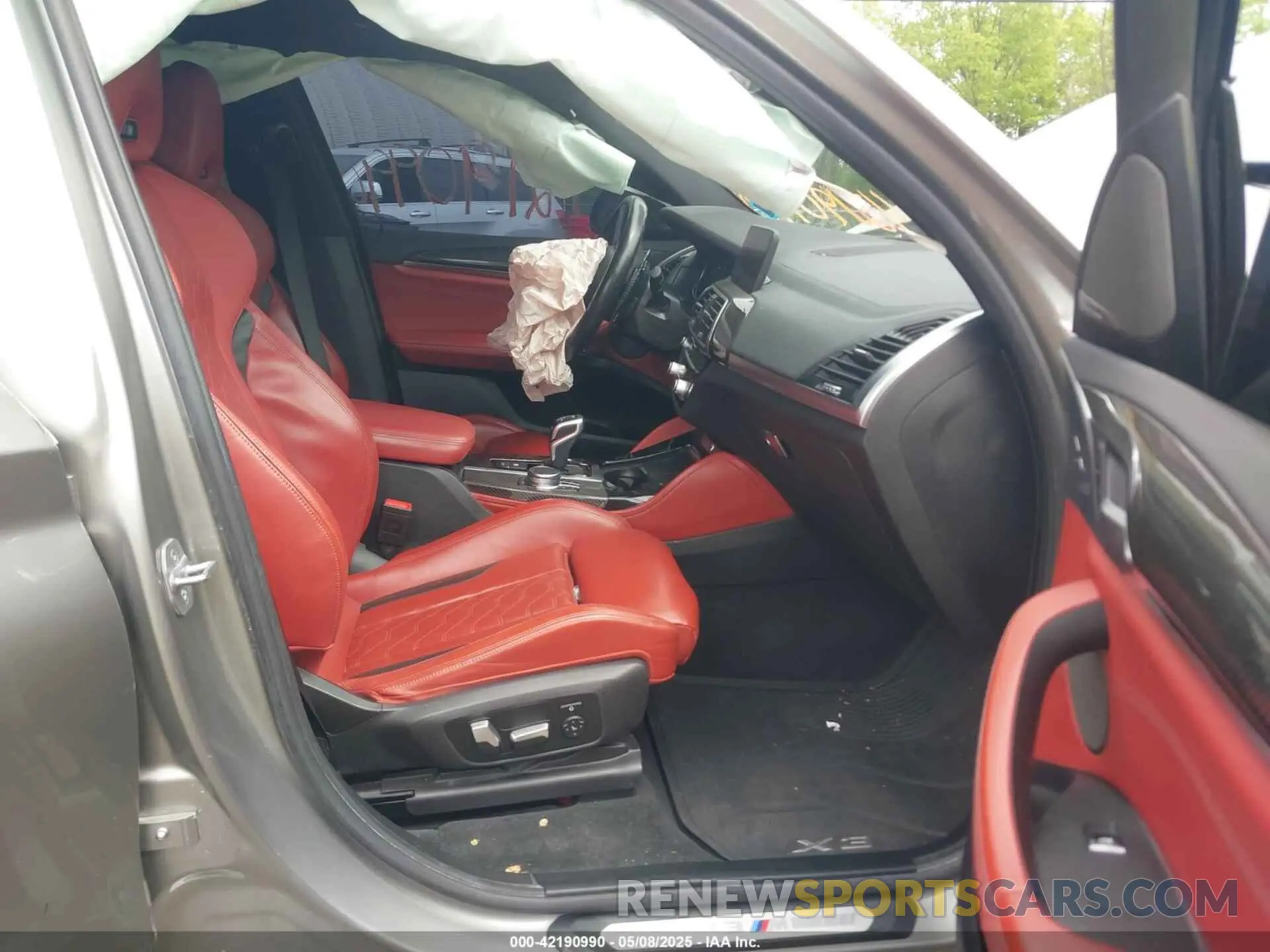 5 fotografías del automóvil dañado 5YMTS0C03L9C47882 BMW X3 M 2020