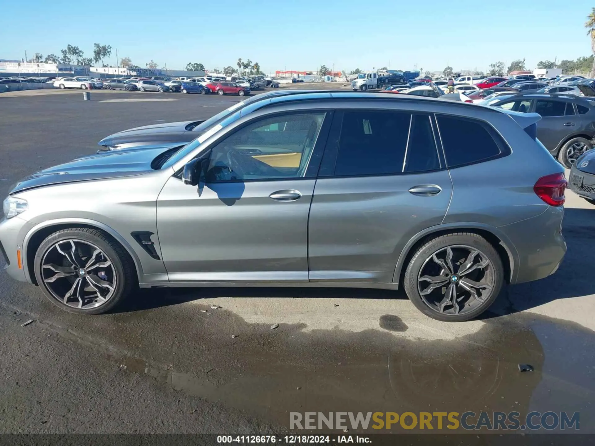 15 fotografías del automóvil dañado 5YMTS0C03LLA57759 BMW X3 M 2020