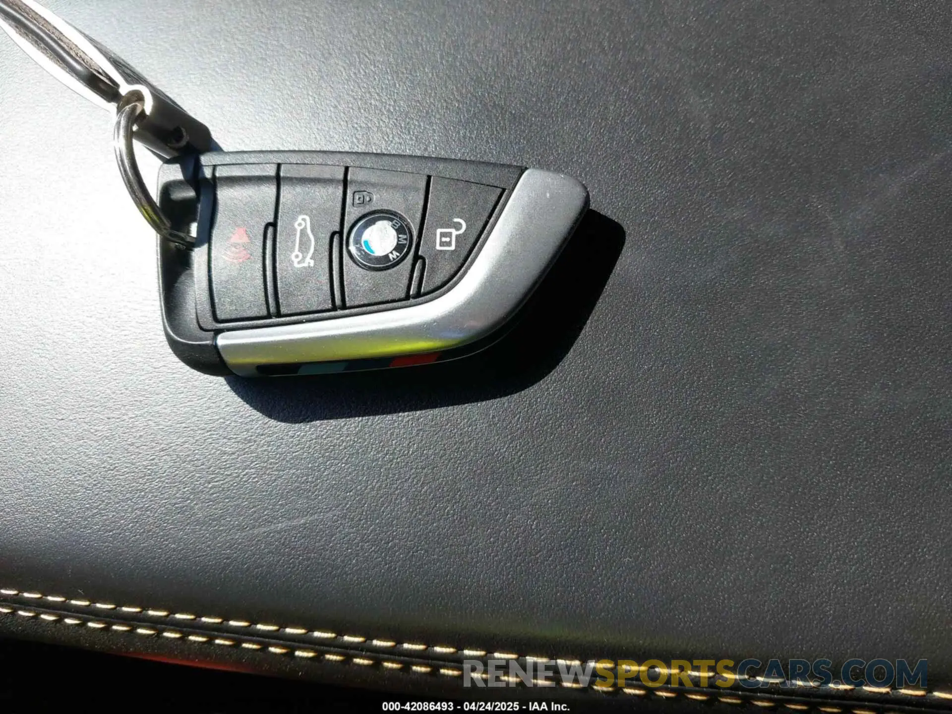 11 fotografías del automóvil dañado 5YMTS0C08L9B17273 BMW X3 M 2020
