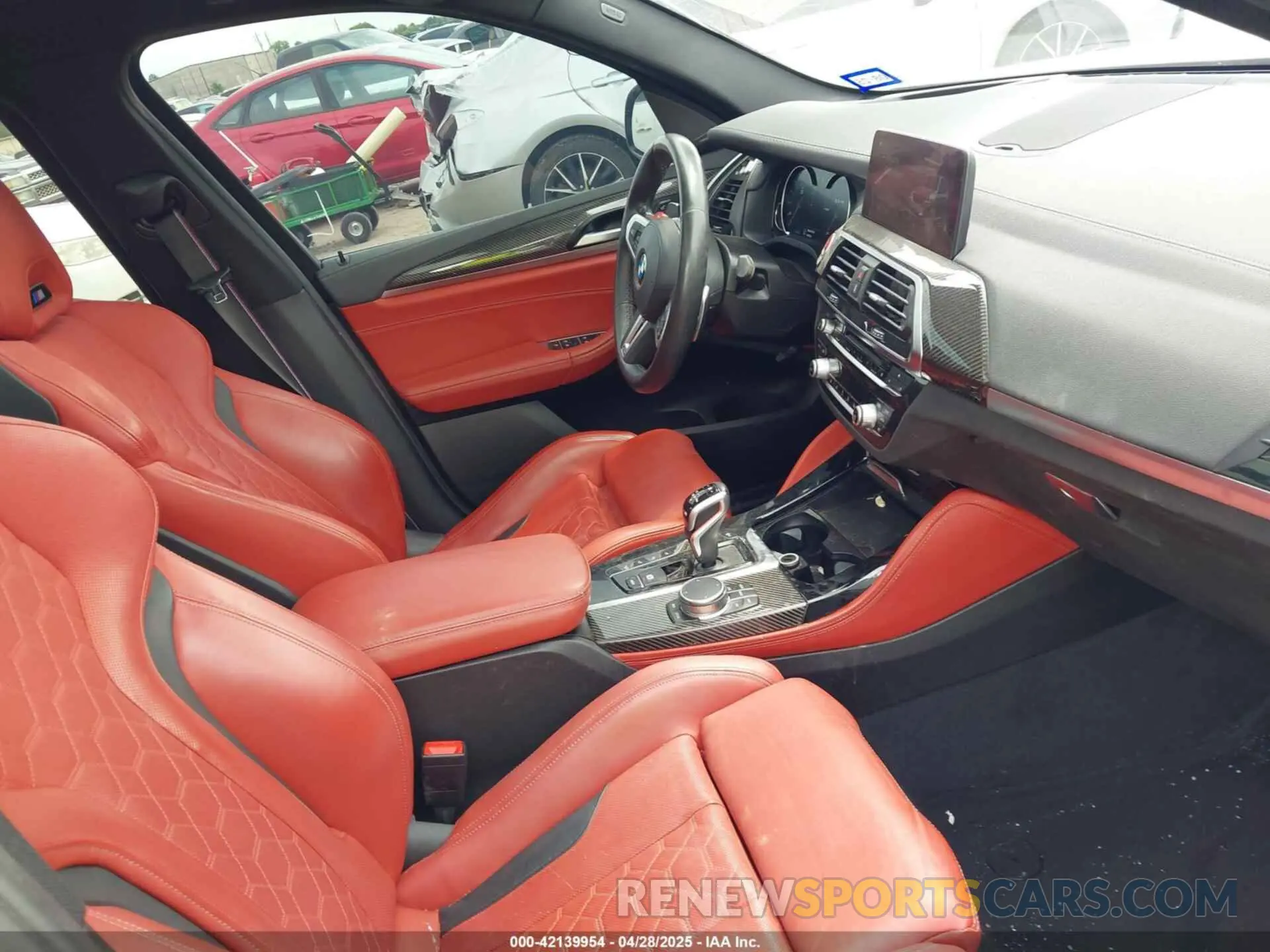 5 fotografías del automóvil dañado 5YMTS0C08L9B36986 BMW X3 M 2020
