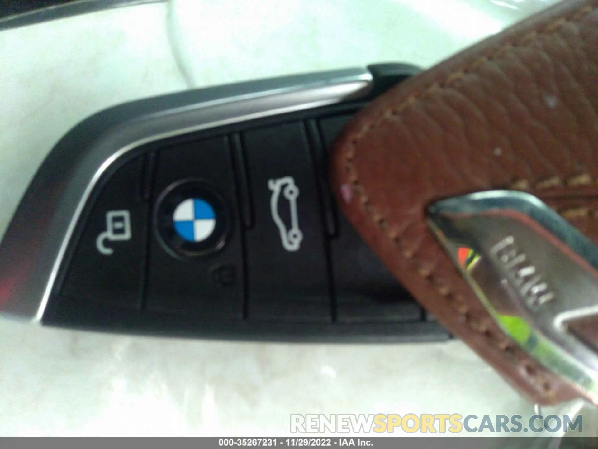 11 fotografías del automóvil dañado 5YMTS0C08L9B41489 BMW X3 M 2020