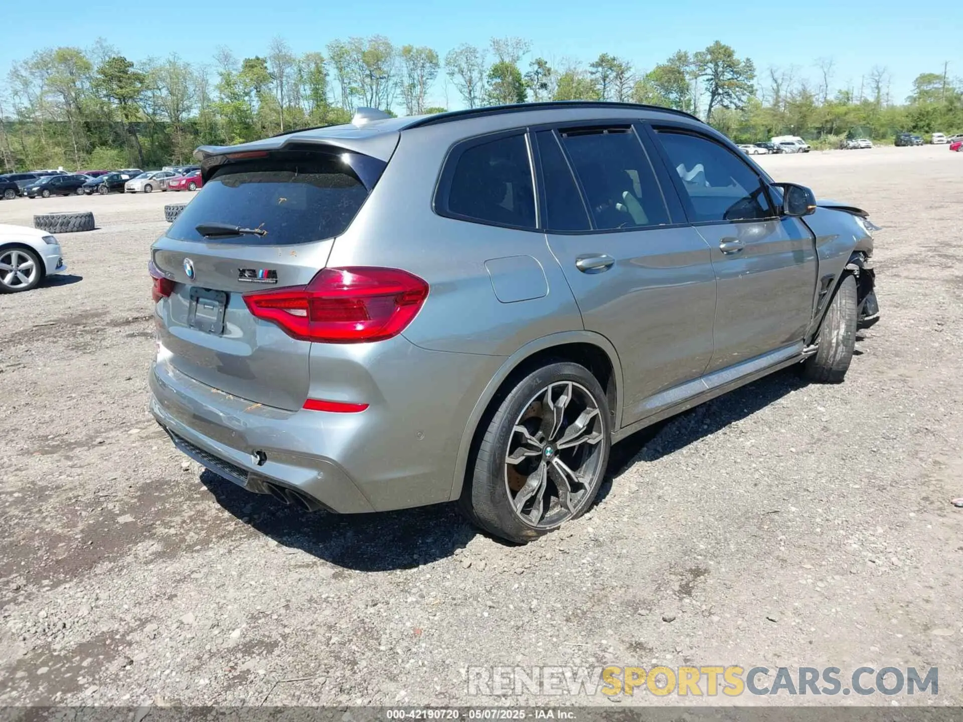 4 fotografías del automóvil dañado 5YMTS0C01M9G99914 BMW X3 M 2021